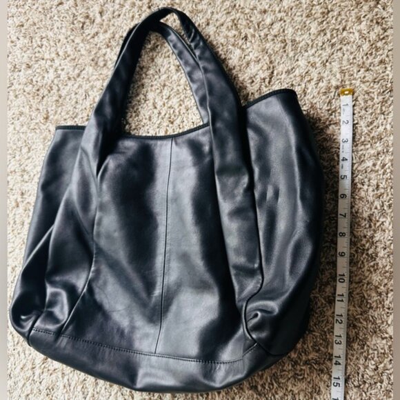 Ann Taylor Chic Large Black Purse or Tote with Double Handles, In & Out Pockets. - Picture 7 of 7